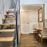 Km33 Apartments - Budapest - Hostaid