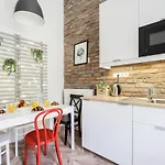 Bpr King Street Vintage Design Home With A/C