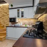 Fireworks Rakoczi - Free Parking - 3 Bedrooms - 2 Bathrooms