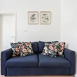 Bpr Blooming Design Home With A/C