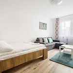 Bpr Brody Street Home