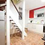 Budget Apartment by Hi5 - Zoltan street