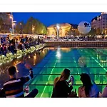 City Center-Deak Ter
