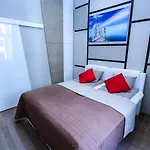 Danube Bank Apartment With Sauna/A.C