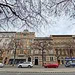 Crystal Downtown Apartments