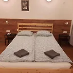 Apartman Voeroesmarty