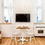 Provence Home - Citycenter, Tv, Washer, Coffee-Tea