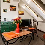 St. Gellért Square - Minilux Apartman