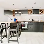 Standard Apartment By Hi5- Rose Street\'S Home