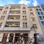 Corvina Apartment Budapest With Free Private Parking