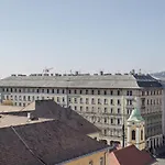 Bpr Splendid Rooftop Suite With A/C