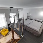 Royal Apartment With A/C