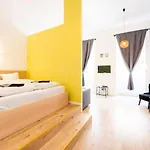 Budapest4Fun - New Apt In The Heart Of Budapest