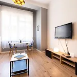 Budapest4U - New Apt In The Central Of Budapest