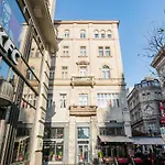 Central Budapest Apartment VÁCI UTCA