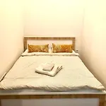 Pau18 Apartments