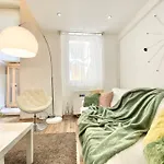 Stay Cool! Apartment With Sauna And Private Garden