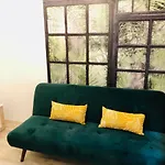 Pau18 Apartments