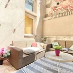 Stay Cool! Apartment With Sauna And Private Garden