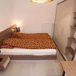 D.Five Heroes\' Square Expat Family Apartment