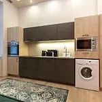 E13 Extravagant Studio