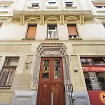Kaz7 Kazinczy Apartment