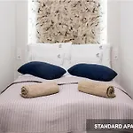 Savouir Bleu Suite Near Danube