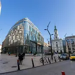 Premium Studio Szervita Square