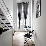 Rio\'S Stylish Central Flats