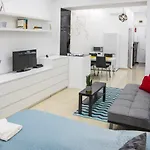 Oazu Downtown Flat