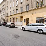 Bpr Lore Studio Au Danube
