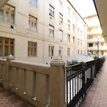 Broadway Downtown Deluxe Budapest