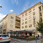 Space In Gozsdu