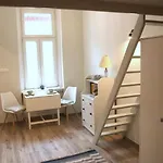 Cosy Nest