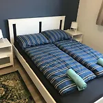 Roland Apartment Westnd