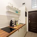 Eiffel Apartment