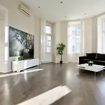 Premium Apartments By Hi5 - B25