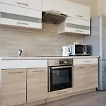 Premium Apartments By Hi5 - B25