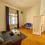 W25 Smart Apartment