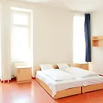 Pop Up Hostels - Downtown