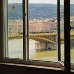 Riverside Gem In The City Center