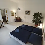 Hostel Hun Galeria