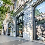 Chic Loft At City Center With Ac