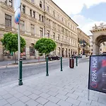 Centrum Opera Luxury Apartment With Free Garage