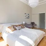 Designer Luxury Home In The Jewish Quarter