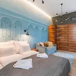 Luxury Suite In The Absolute Center