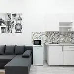 City Center Quiet Flat