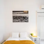 New, High Quality Apartment In The City Center