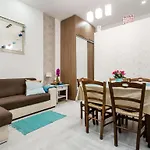 Central Downtown Apartment