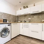 Katarina Apartment Blaha Square